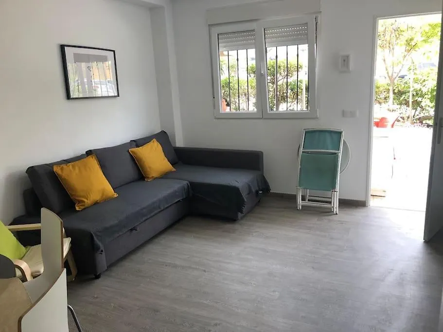 アパート La Carihuela Apartamento トレモリノス スペイン